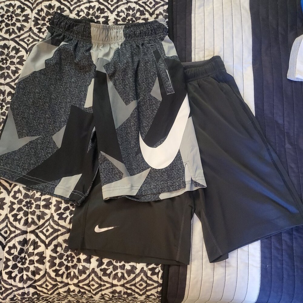 Nike shorts (size M) big boys